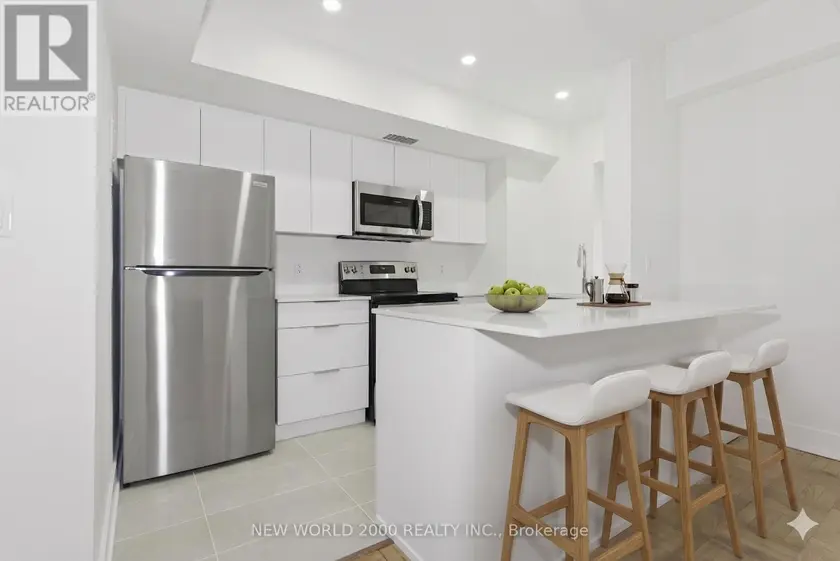 Apartment at 206 - 110 ST CLAIR AVENUE W, Toronto