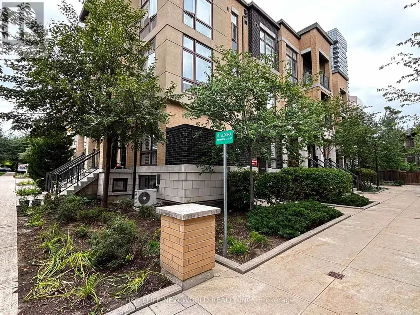 Townhouse at 45 - 19 ELDORA AVENUE, Toronto