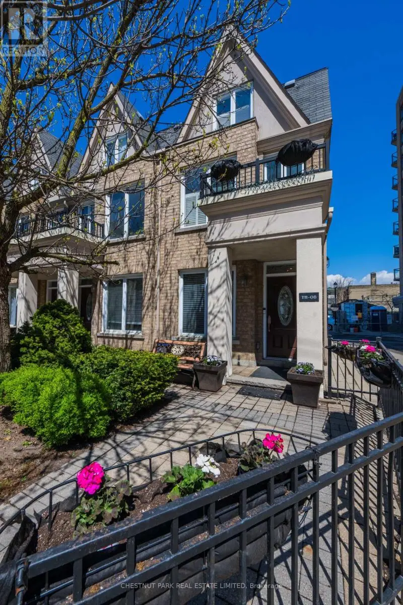 Townhouse at TH8 - 140 BATHURST STREET, Toronto