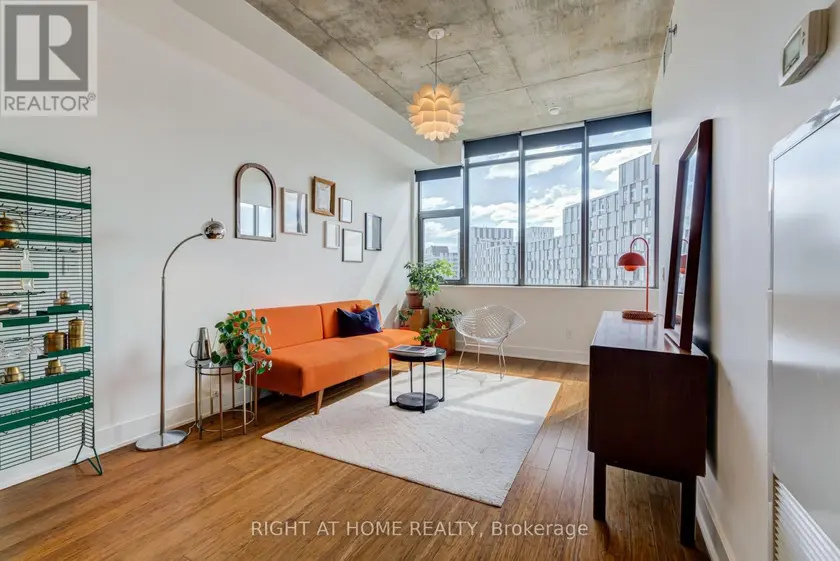 Apartment at 805 - 90 TRINITY STREET, Toronto