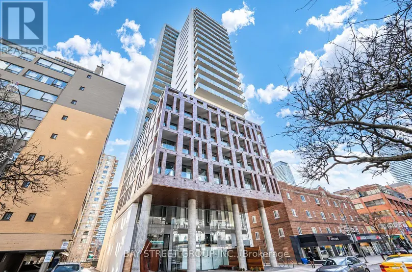 Apartment at 407 - 81 WELLESLEY STREET E, Toronto
