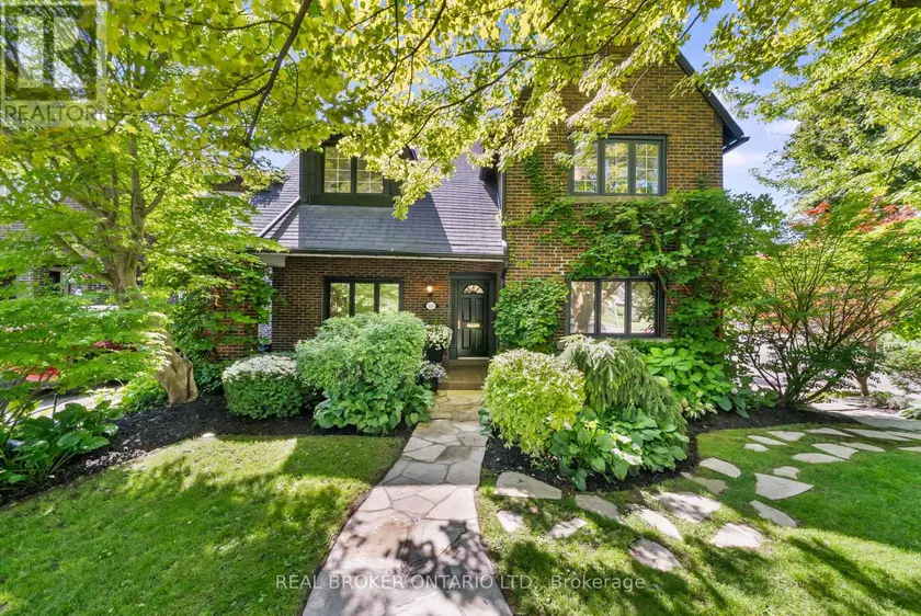 Detached at 69 CHAPLIN CRESCENT, Toronto