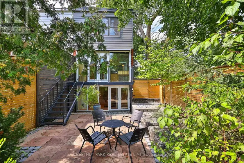 Semi-Detached/Link at 211 SNOWDON AVENUE, Toronto