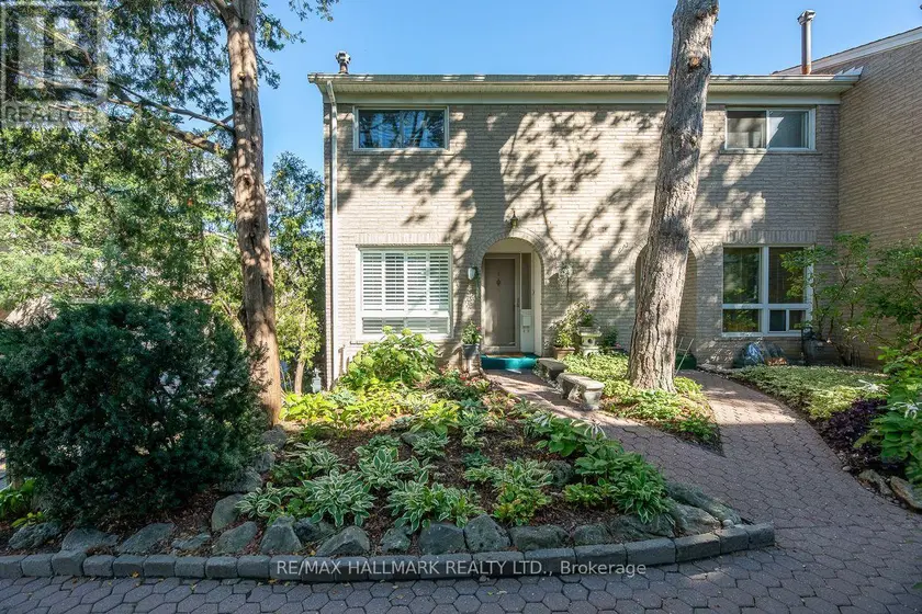 Townhouse at 1 - 83 RAMEAU DRIVE, Toronto
