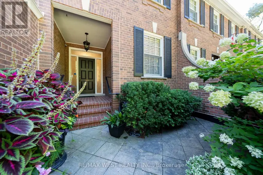 Semi-Detached/Link at 3 CASTLE FRANK ROAD, Toronto