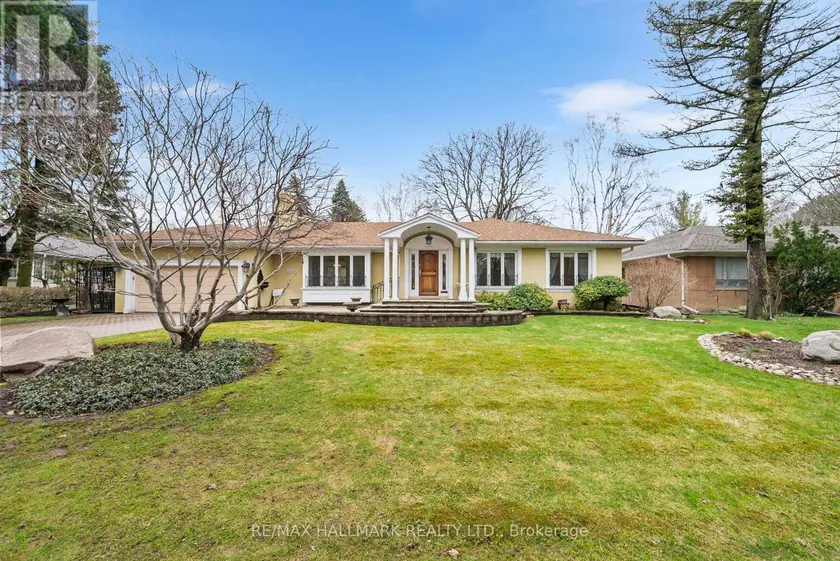 Detached at 154 VALLEY ROAD, Toronto