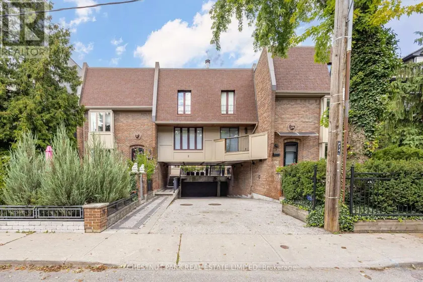 Townhouse at 4 - 76 BIRCH AVENUE, Toronto