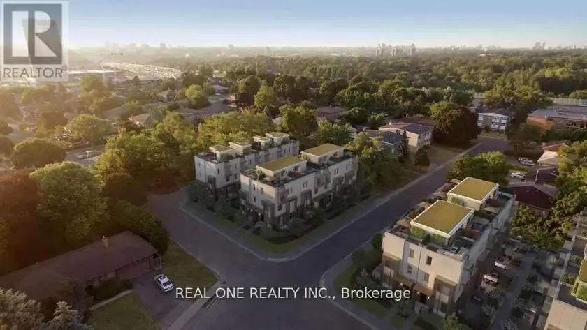 Townhouse at 4 - 35 DERVOCK CRESCENT, Toronto
