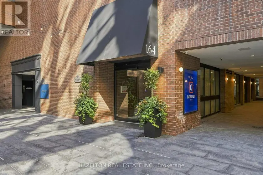Apartment at 608 - 164 CUMBERLAND STREET, Toronto