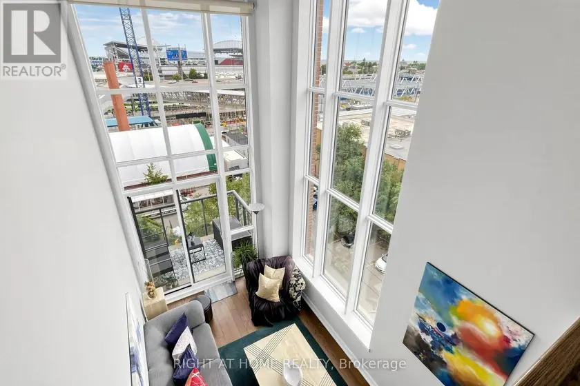 Apartment at 510 - 5 HANNA AVENUE, Toronto