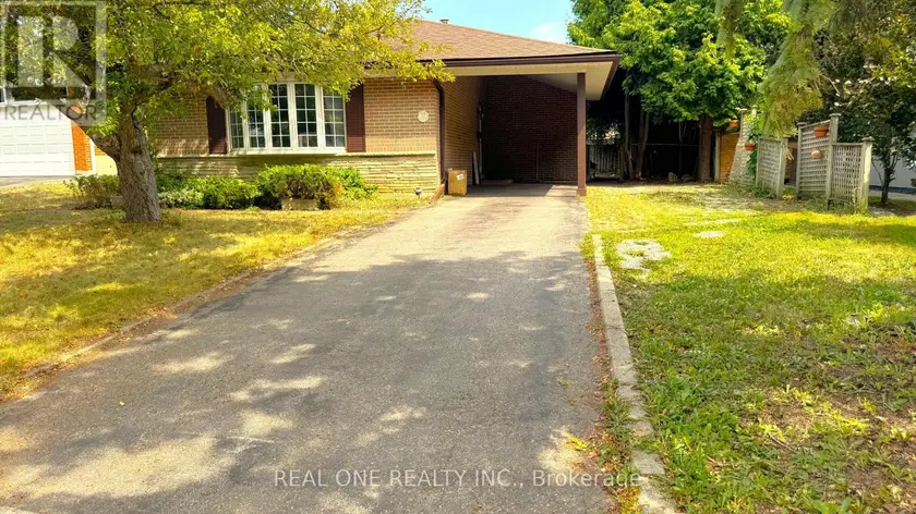 Detached at 35 CORNING ROAD, Toronto