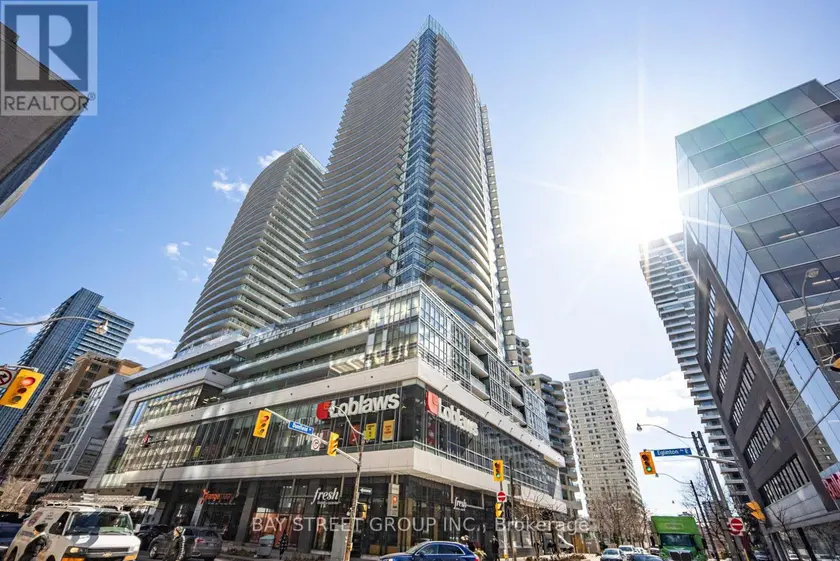 Apartment at 801 - 89 DUNFIELD AVENUE, Toronto
