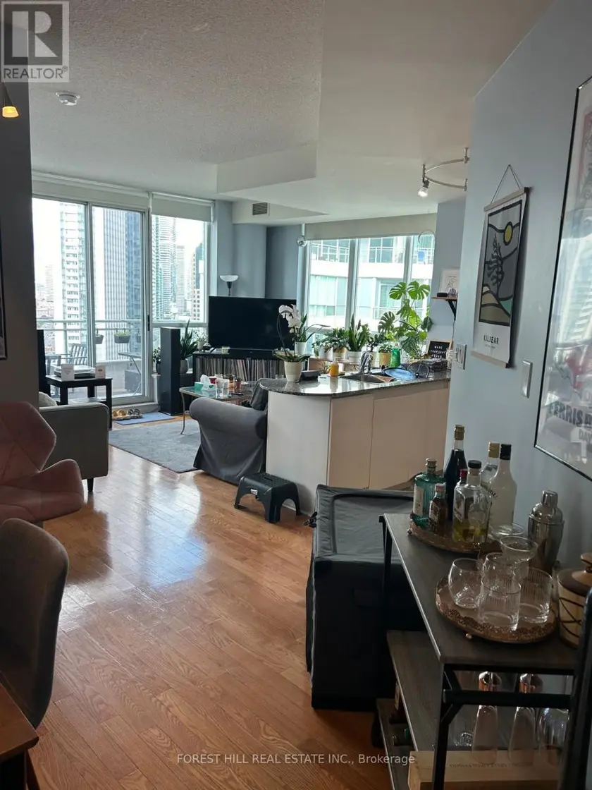Apartment at 2512 - 230 QUEENS QUAY AVENUE W, Toronto