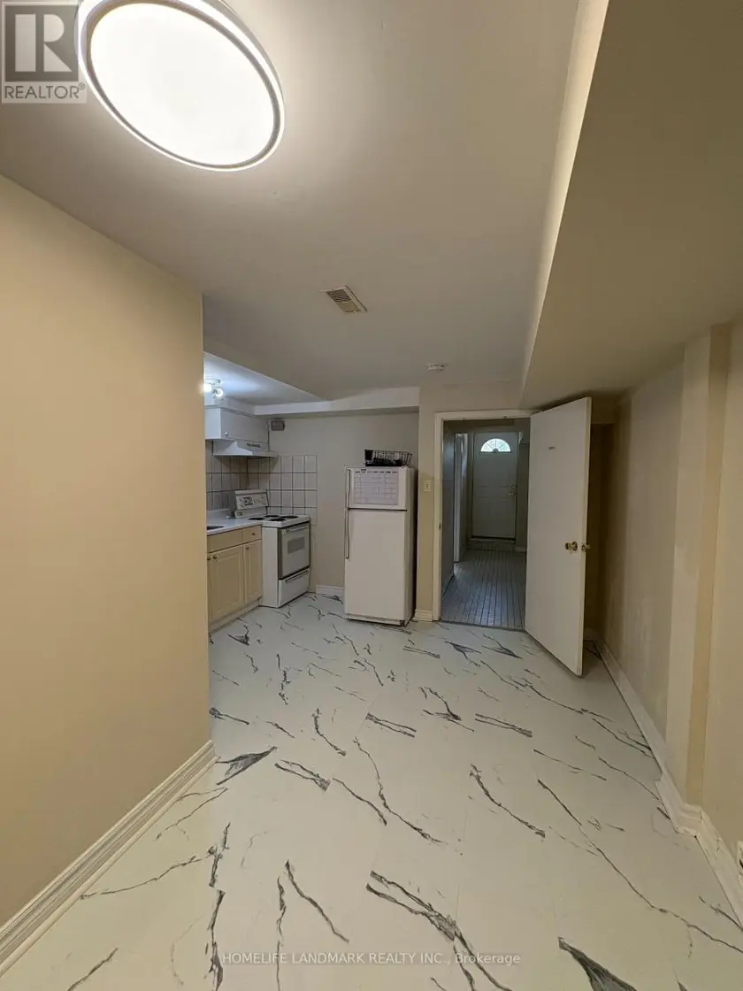 Detached at BSMT #1 - 62 CRESTHAVEN DRIVE, Toronto
