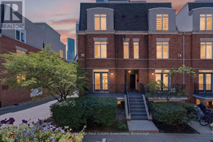 Townhouse at 206 - 415 JARVIS STREET, Toronto