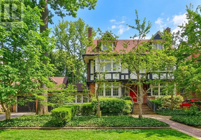 Detached at 127 ROXBOROUGH DRIVE, Toronto