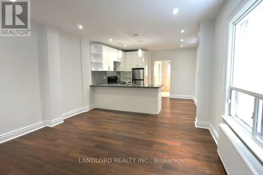 Detached at MAIN - 22 RUSHOLME PARK CRESCENT, Toronto