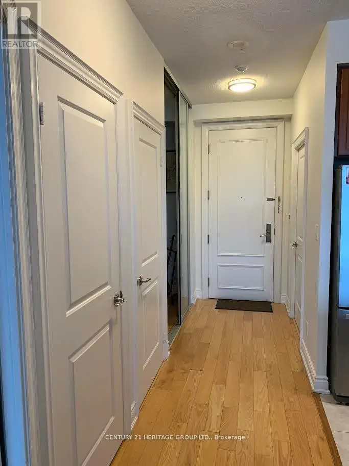 Apartment at 311 - 10 BLOORVIEW PLACE, Toronto
