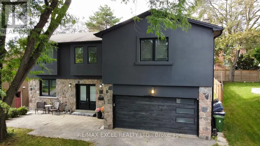 Detached at 16 ALDENHAM CRESCENT, Toronto