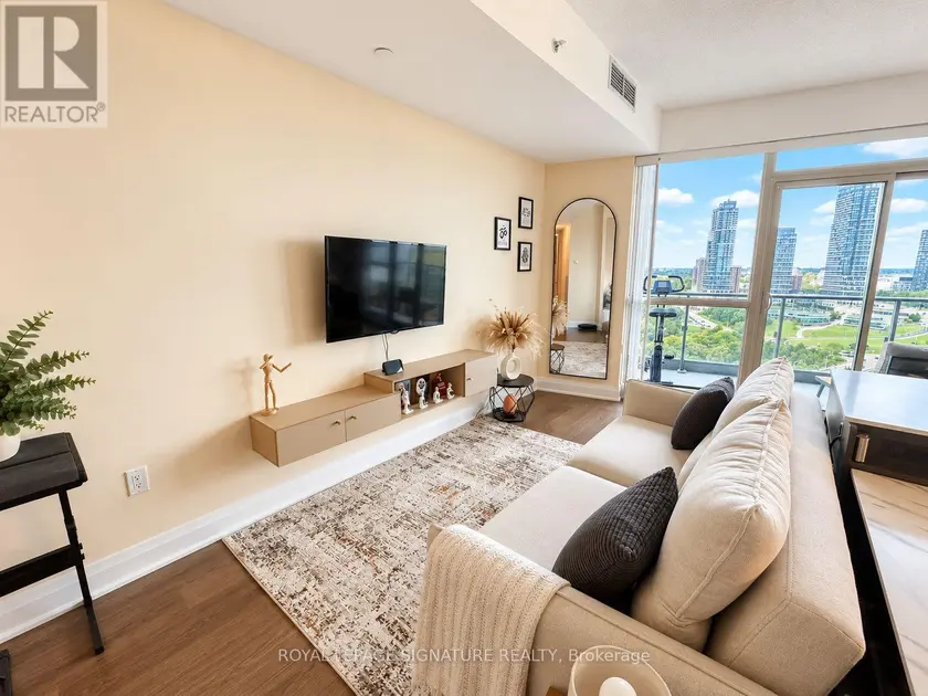 Apartment at 1616 - 160 VANDERHOOF AVENUE, Toronto