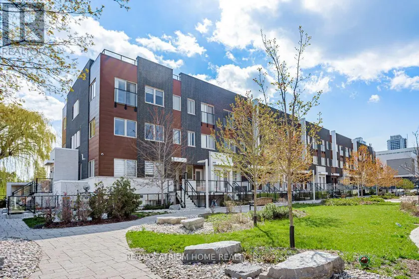 Townhouse at 18 - 780 SHEPPARD AVENUE E, Toronto