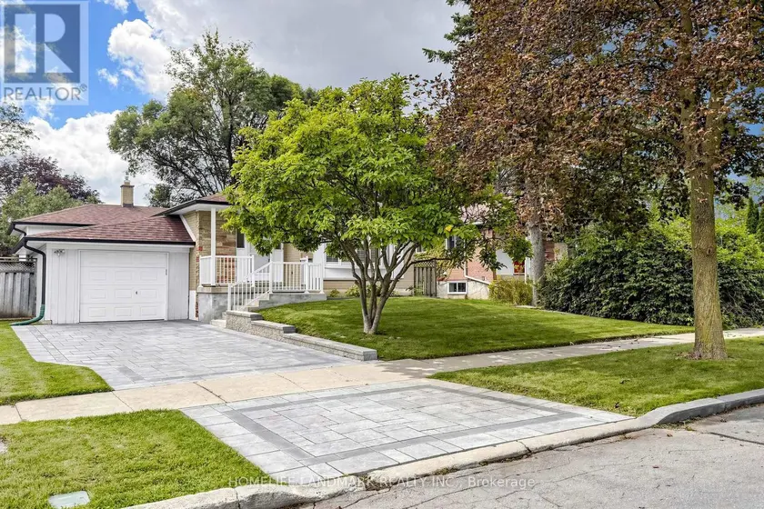 Detached at 29 DEXTER BOULEVARD, Toronto