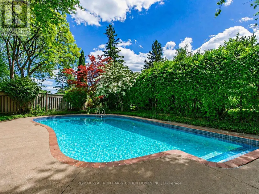 Detached at 8 BOLDMERE CRESCENT, Toronto