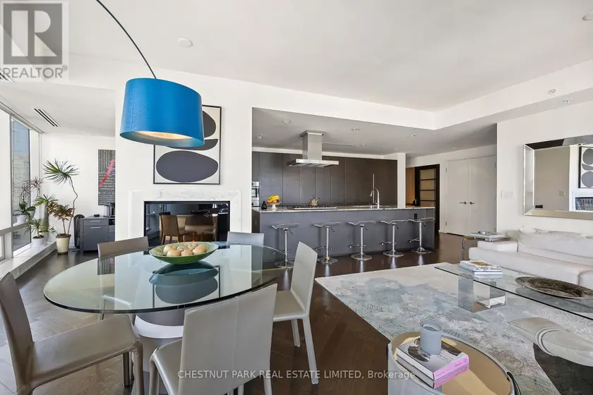Apartment at 3006 - 180 UNIVERSITY AVENUE, Toronto