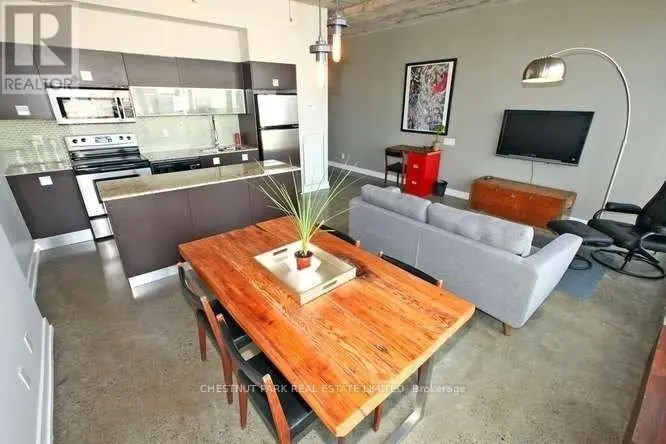 Apartment at 811 - 10 MORRISON STREET, Toronto
