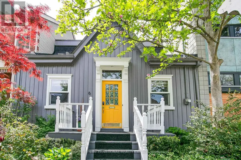 Detached at 6 BOWMAN STREET, Toronto