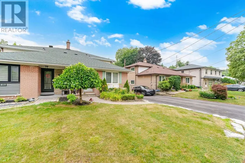 Semi-Detached/Link at 334 WOODSWORTH ROAD, Toronto