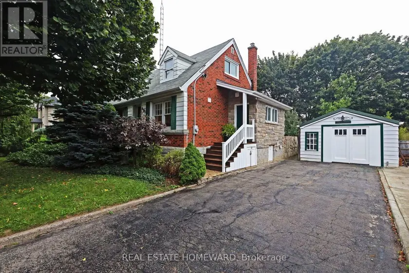 Detached at 9 DROMORE CRESCENT, Toronto