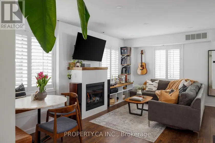 Townhouse at 819 - 12 SUDBURY STREET, Toronto
