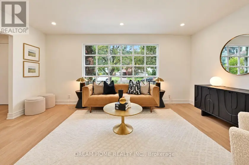 Detached at 47 CLAREVILLE CRESCENT, Toronto