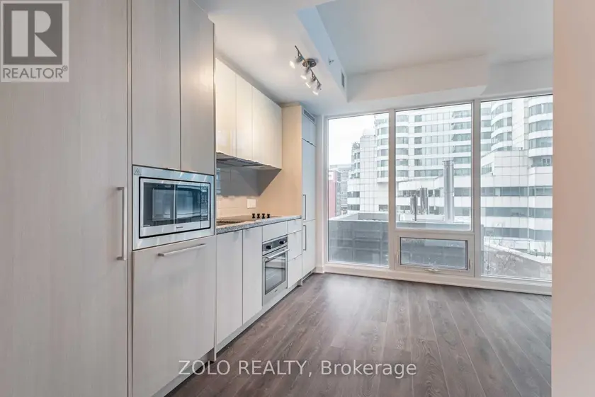 Apartment at 1811 - 115 BLUE JAYS WAY, Toronto