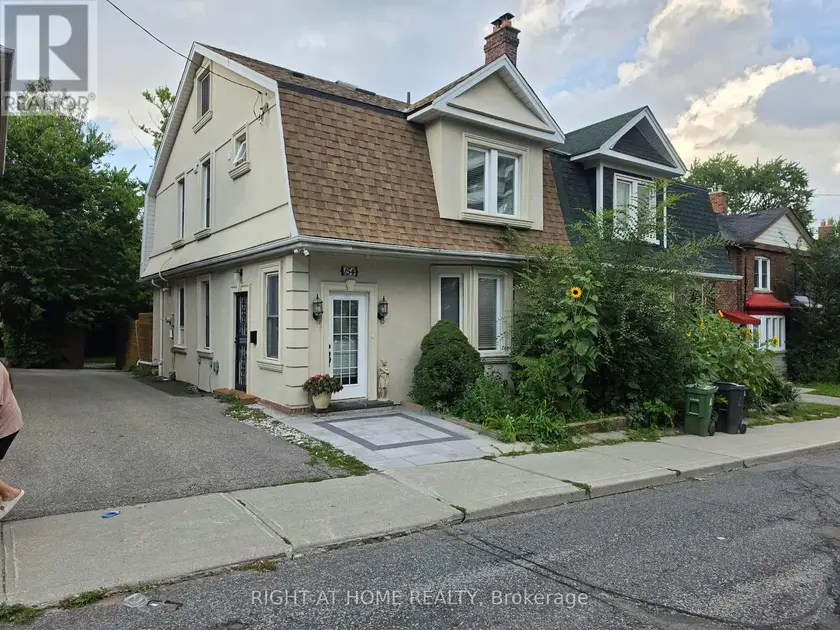 Semi-Detached/Link at 154 DAVISVILLE AVENUE, Toronto