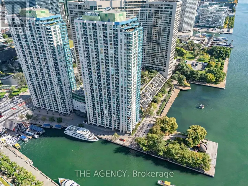 Apartment at 606 - 99 HARBOUR SQUARE, Toronto