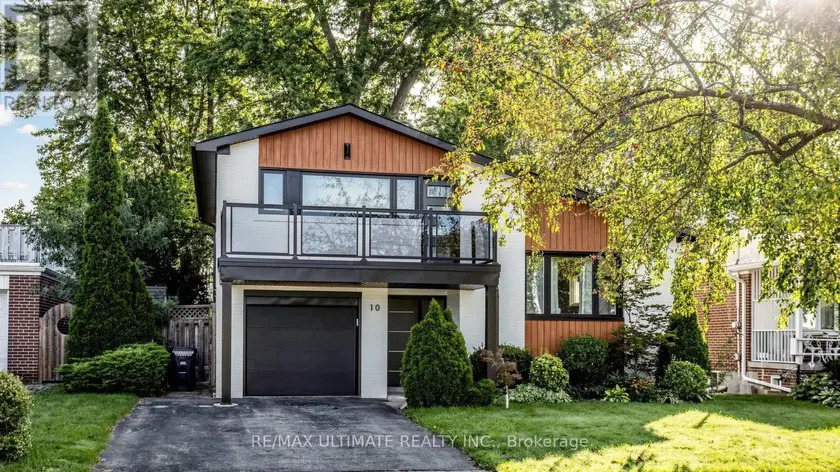 Detached at 10 MONARCHWOOD CRESCENT, Toronto