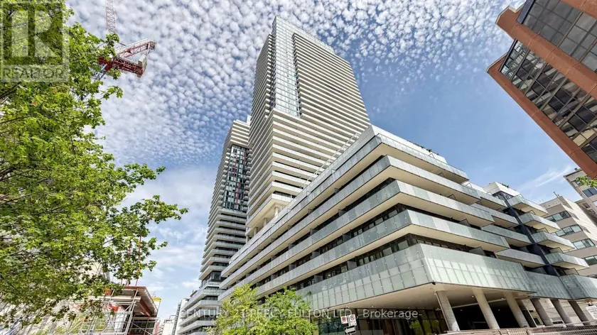 Apartment at 4207 - 161 ROEHAMPTON AVENUE, Toronto