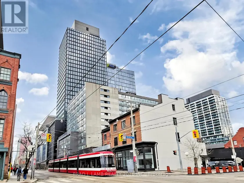 Apartment at 404 - 284 KING STREET E, Toronto
