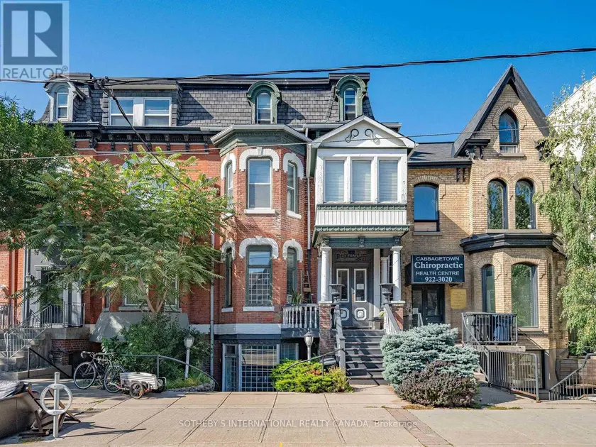 Townhouse at MAIN - 212 CARLTON STREET, Toronto