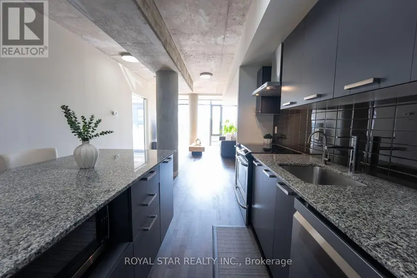 Apartment at 623 - 95 BATHURST STREET, Toronto