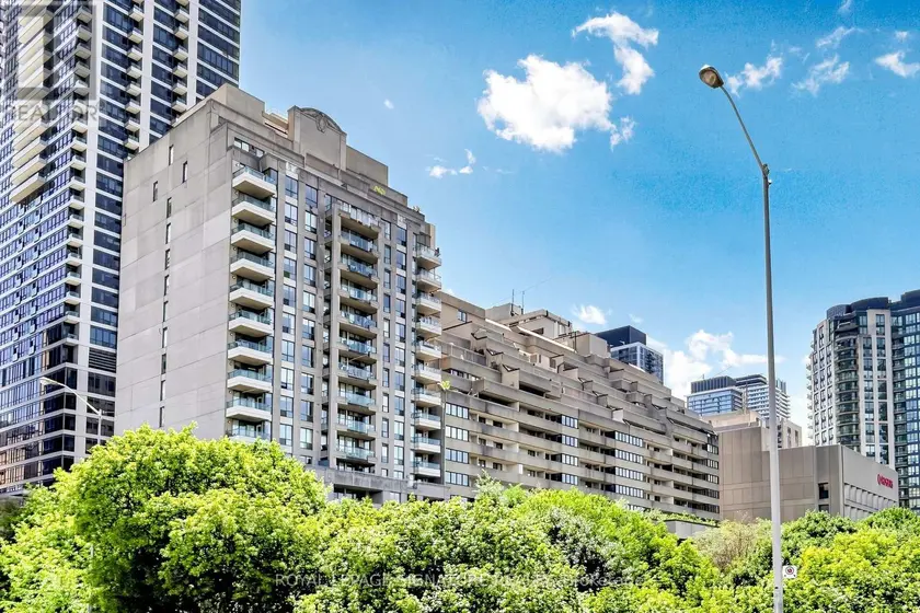Apartment at 1801 - 388 BLOOR STREET E, Toronto