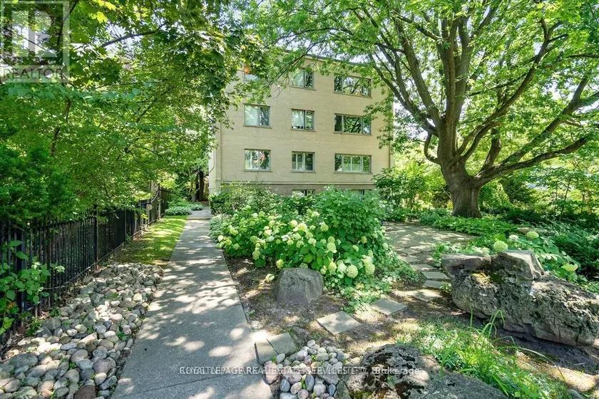Apartment at 103 - 31 ROSEDALE ROAD, Toronto