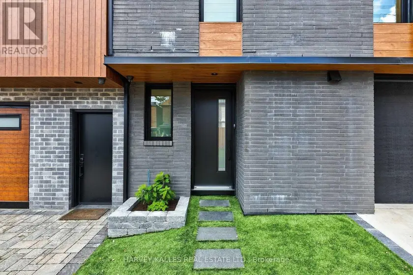 Detached at 165R WYCHWOOD AVENUE, Toronto