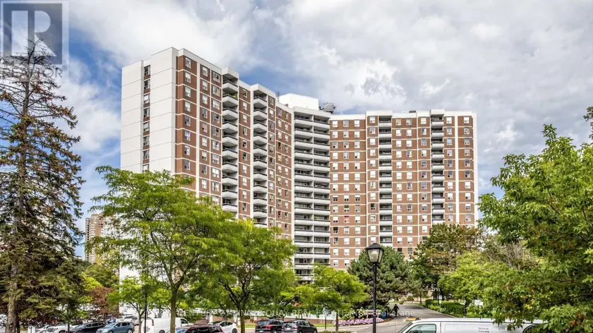 Apartment at 1116 - 20 EDGECLIFF GOLFWAY, Toronto