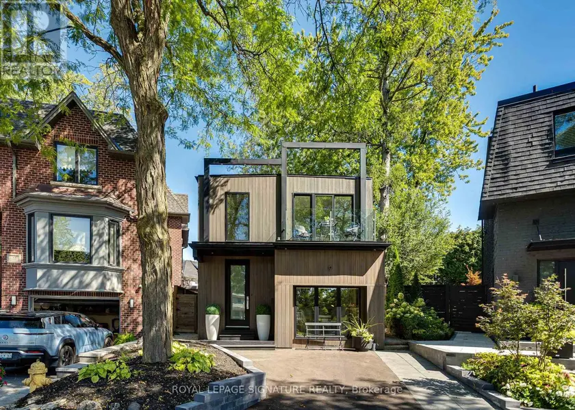 Detached at 9 GEORGIAN COURT, Toronto
