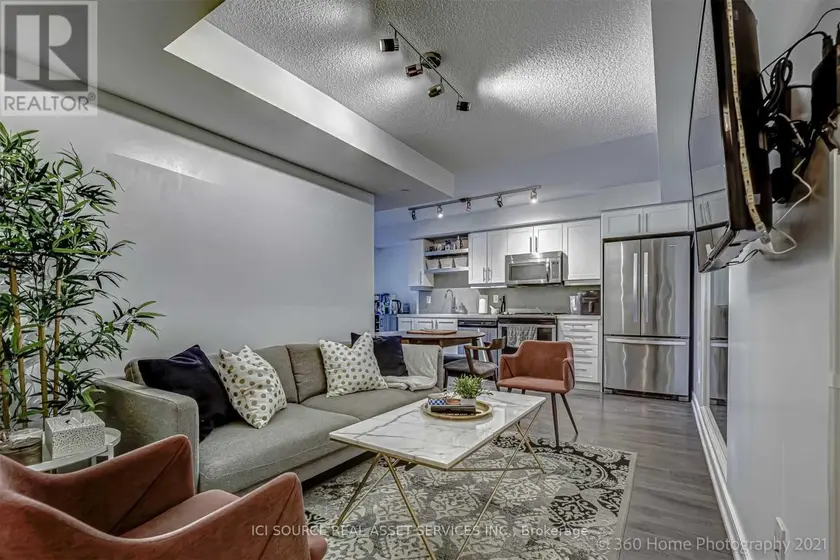 Apartment at 1020 - 525 ADELAIDE STREET W, Toronto