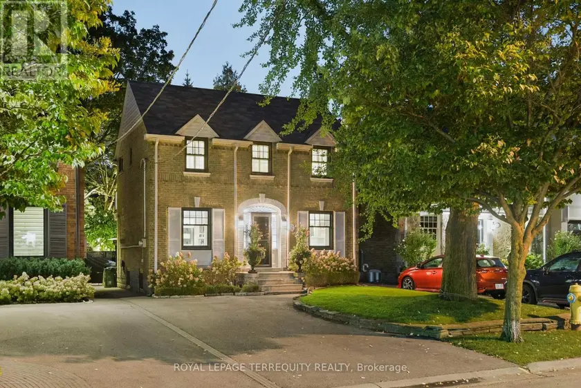 Detached at 37 DE VERE GARDENS, Toronto