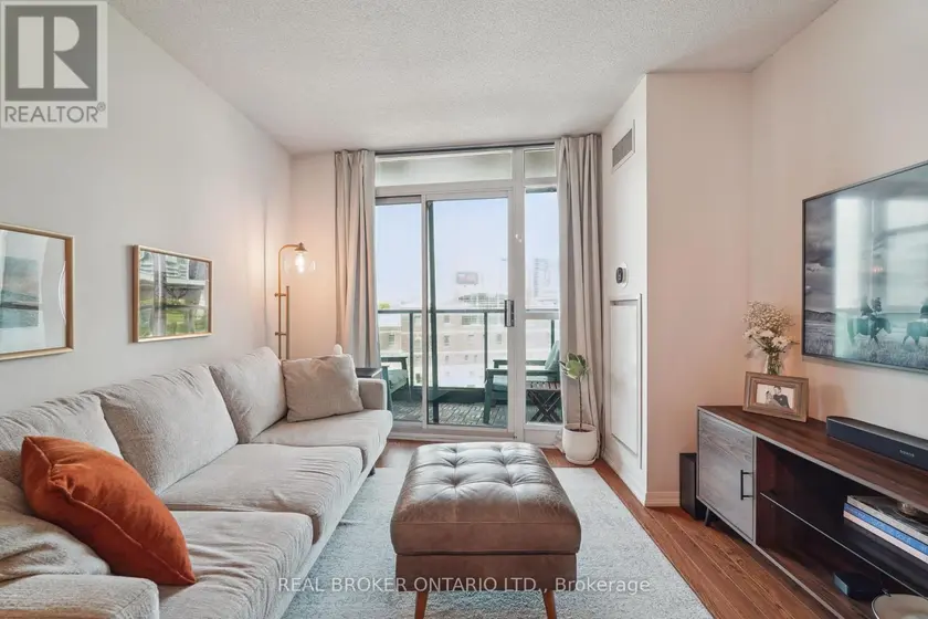 Apartment at 615 - 231 FORT YORK BOULEVARD, Toronto